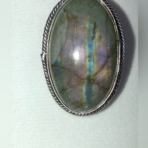 Purple/Blue Labradorite Gemstone (37.28 cts) Very Rare Pendant - Picture 1 of 4